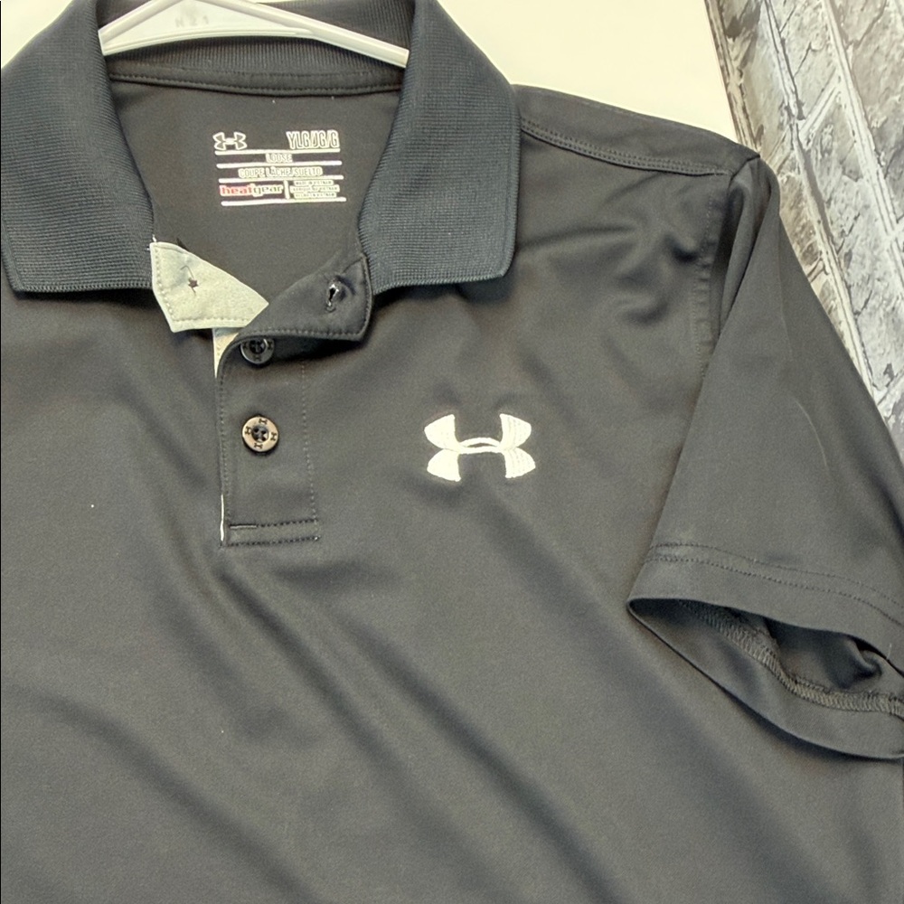 Under Armour boy's Polo‎ Shirt
